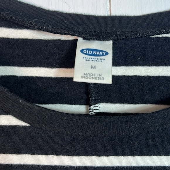 Old Navy Short Sleeve Mini Dress Black and White Stripes Size Medium - Picture 3 of 5